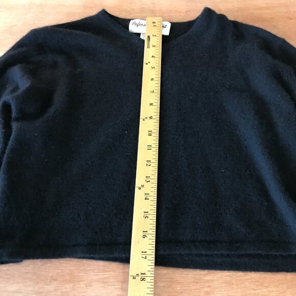 Reference Point Cropped Sweater Women L Black Lamb's Wool Angora Floral Cut Out - Picture 5 of 11